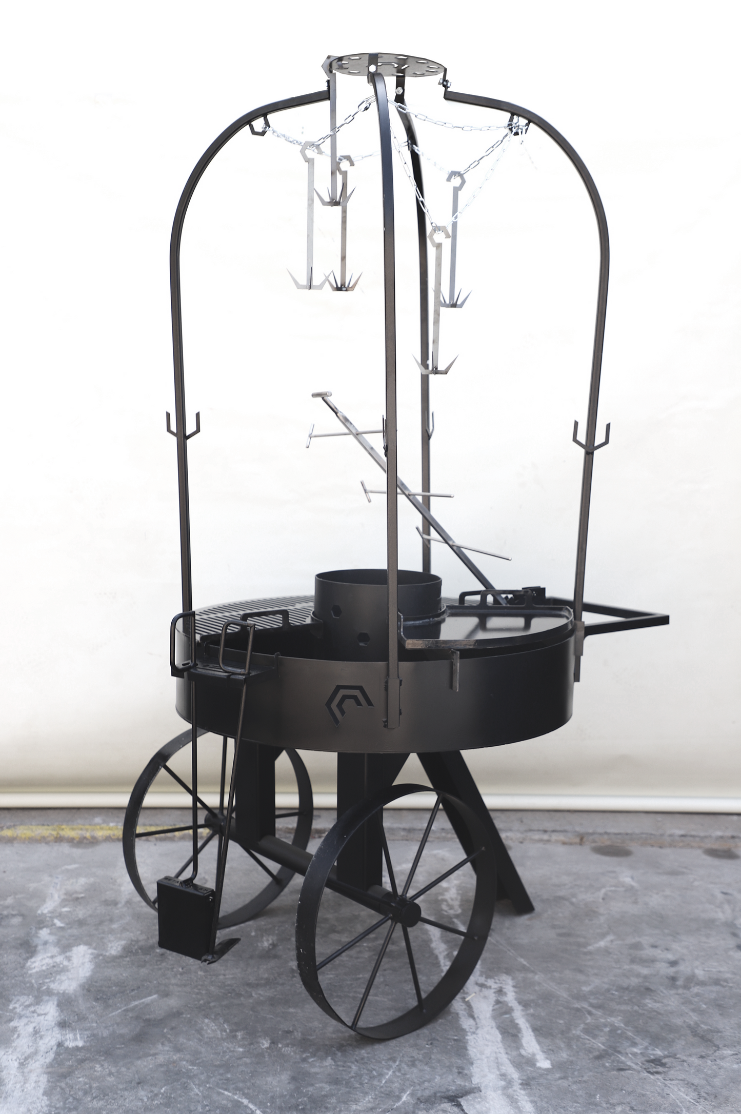 LA RELINDA parrilla multifuncional de 90 cms, con ruedas