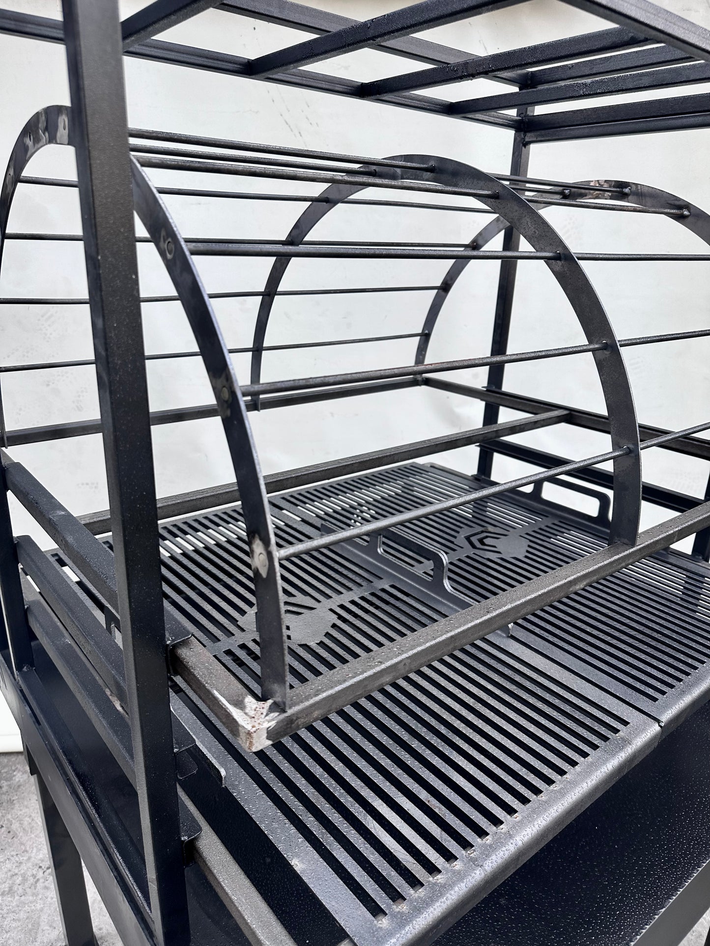 LA PEUMINA parrilla cuadrada 1 mt multifuncional desmontable